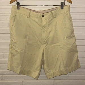 Tommy Bahama Pale Yellow Cotton Blend Shorts, Men’s Size 34